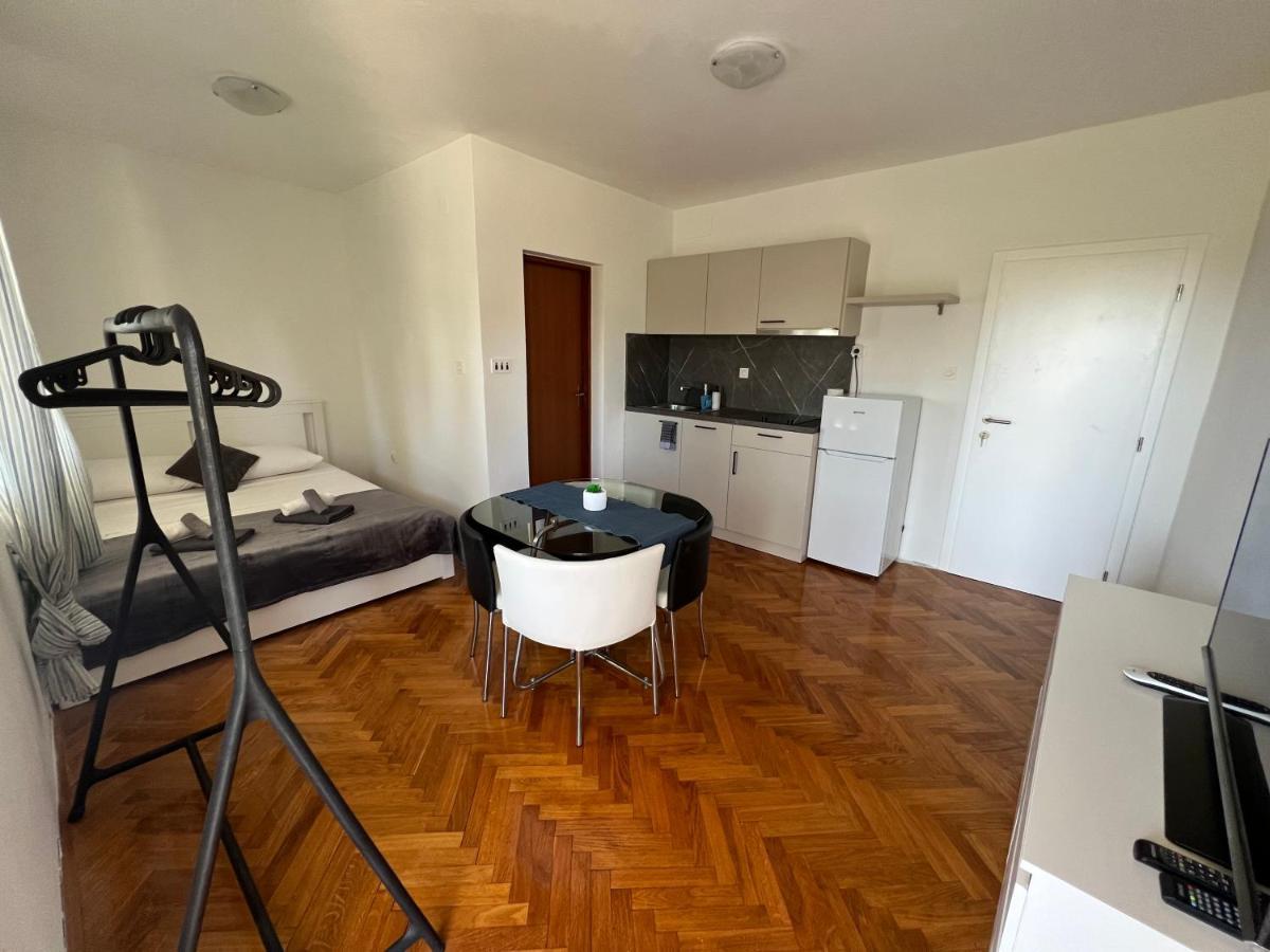 Apartments Antolkovic أوغليان المظهر الخارجي الصورة