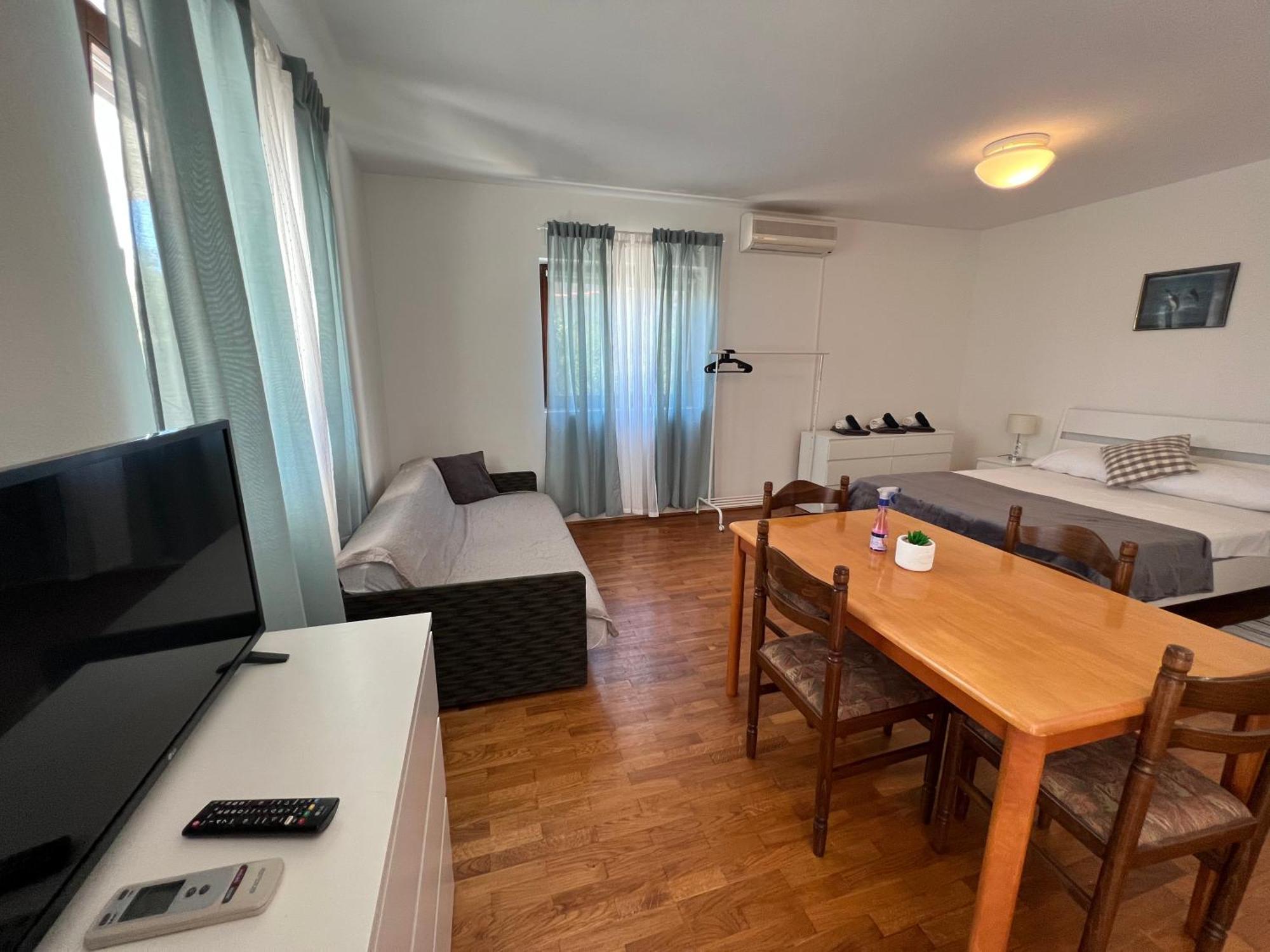 Apartments Antolkovic أوغليان المظهر الخارجي الصورة
